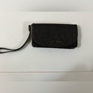 [2 for $15.00] Calvin Klein phone/wallet wristlet - great condition